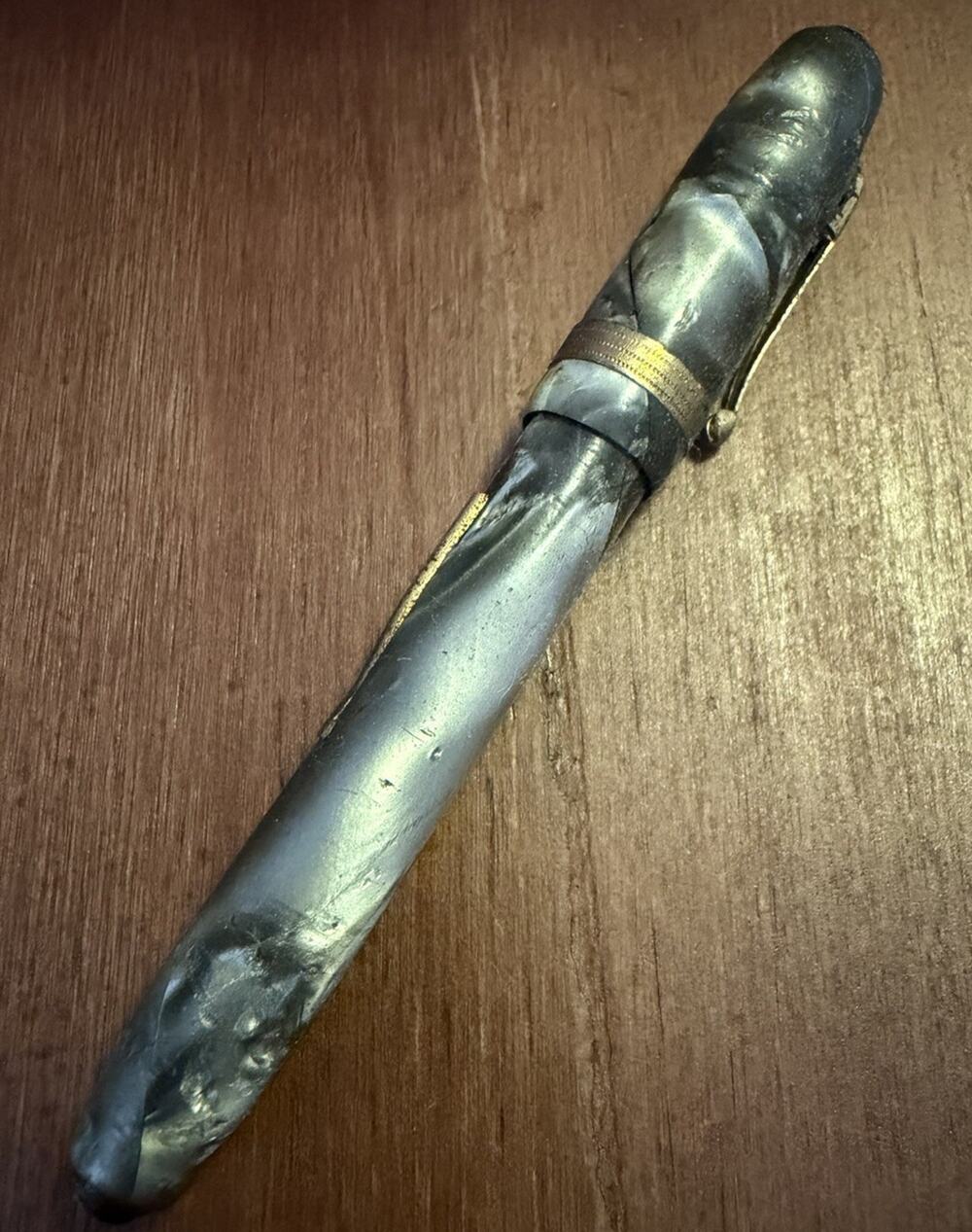 1930s Rare Welsharp Marbled Celluloid Fountain Pen w/14 K Gold Plating U.S. Made